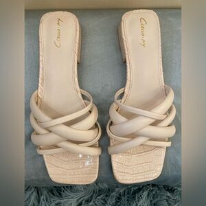 Circus by Sam Edelman Cream Woven Slide Sandals